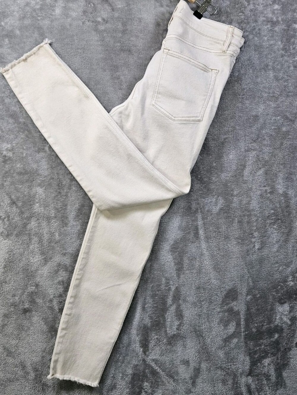 Free People We The Free Tea High Rise Skinny Jeans Cream Ivory Raw Hem 31 - Picture 14 of 14